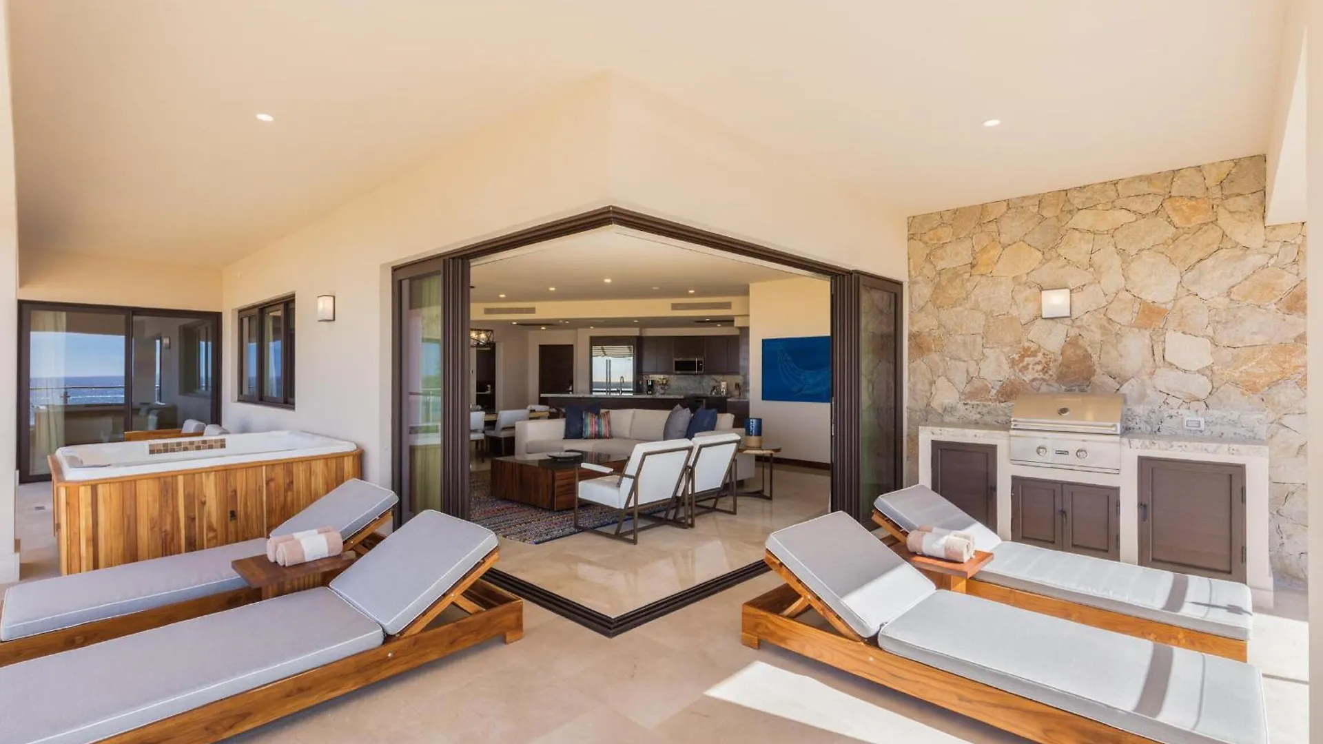 Aparthotel Beachfront 2 Bdrm Condo In Exclusive Diamante Golf Cabo San Lucas Mexico