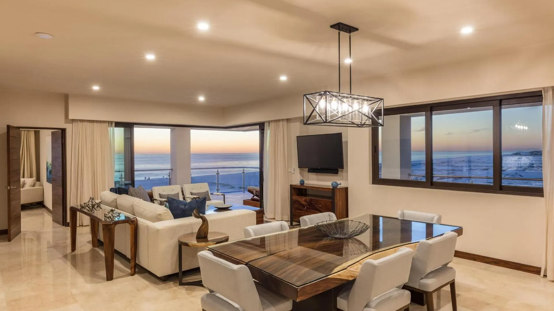Beachfront 2 Bdrm Condo In Exclusive Diamante Golf Cabo San Lucas